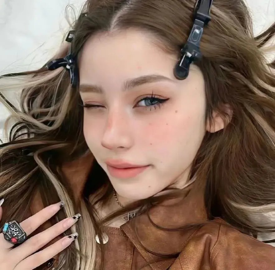 没有男人,女人更美
